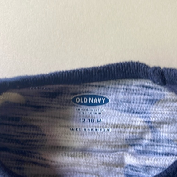 Old Navy Kids 3/4 Sleeve Top in Blue Camo Print - Picture 3 of 5